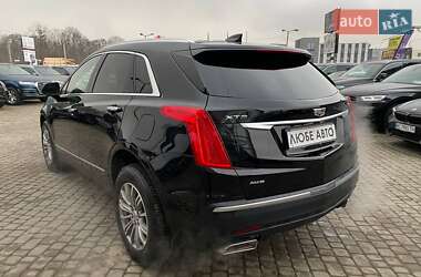 Внедорожник / Кроссовер Cadillac XT5 2019 в 