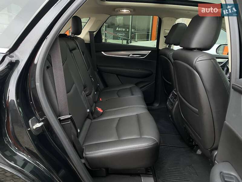 Внедорожник / Кроссовер Cadillac XT5 2019 в Львове