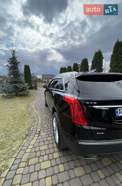 Внедорожник / Кроссовер Cadillac XT5 2016 в 