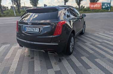 Внедорожник / Кроссовер Cadillac XT5 2016 в 