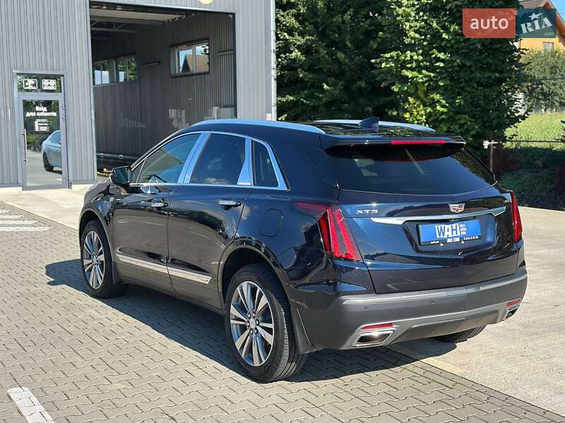 Позашляховик / Кросовер Cadillac XT5 2021 в Луцьку