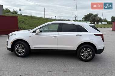 Внедорожник / Кроссовер Cadillac XT5 2021 в 