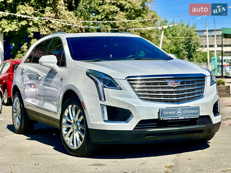 Внедорожник / Кроссовер Cadillac XT5 2017 в Киеве