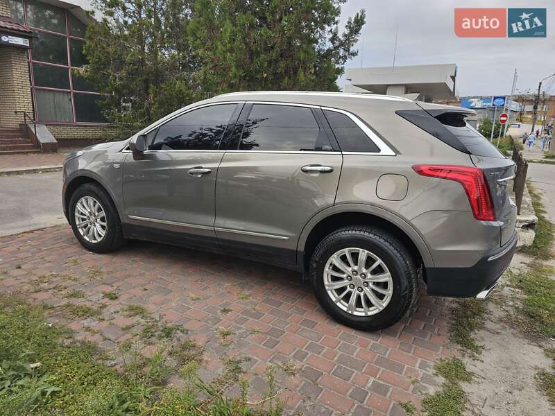 Внедорожник / Кроссовер Cadillac XT5 2019 в Кременчуге