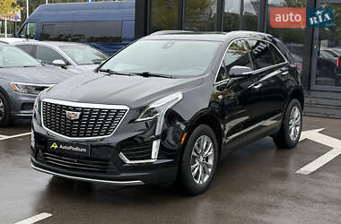 Внедорожник / Кроссовер Cadillac XT5 2021 в 
