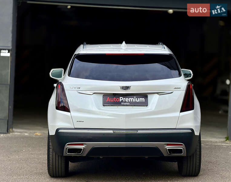 Внедорожник / Кроссовер Cadillac XT5 2021 в Харькове