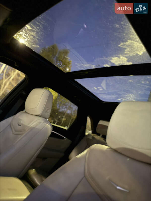 Позашляховик / Кросовер Cadillac XT5 2017 в Миколаєві