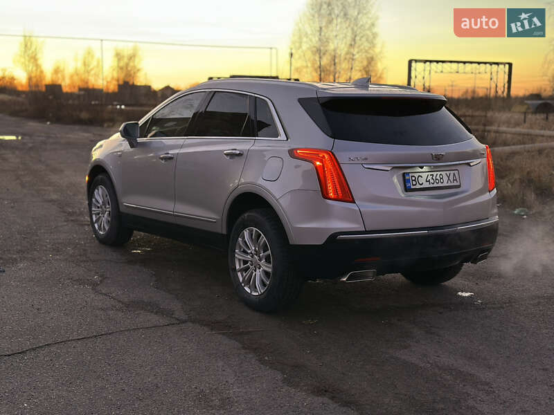 Внедорожник / Кроссовер Cadillac XT5 2019 в Шептицькому