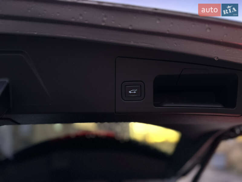 Внедорожник / Кроссовер Cadillac XT5 2019 в Шептицькому