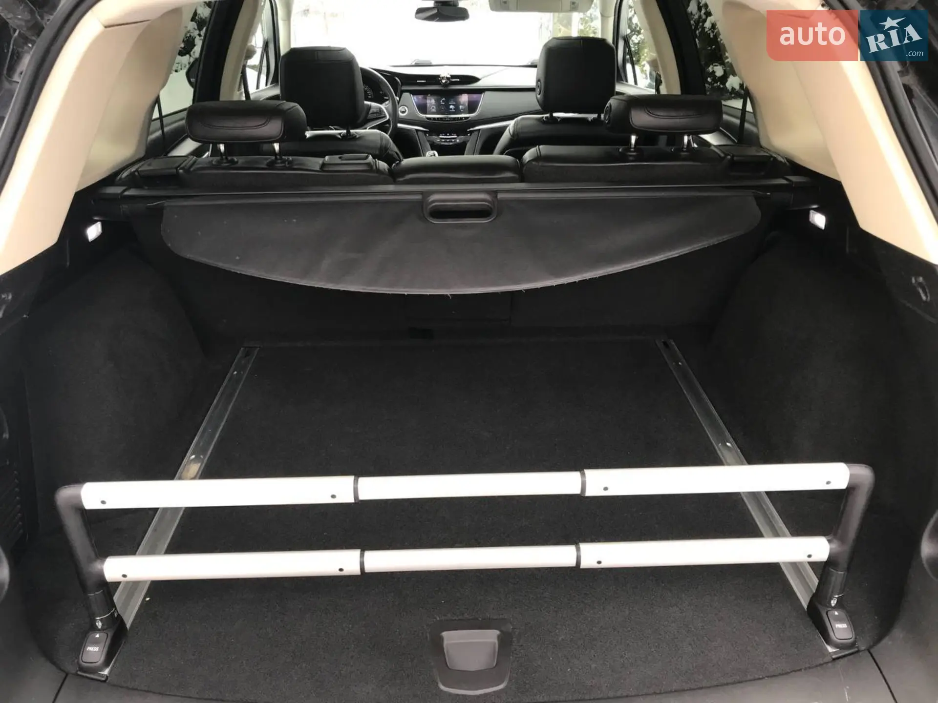 2016 Cadillac XT5 - мініатюра 32