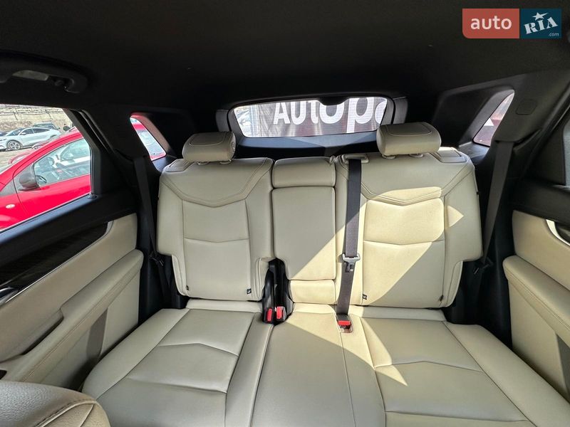 Внедорожник / Кроссовер Cadillac XT5 2018 в Запорожье фото 31 Внедорожник / Кроссовер Cadillac XT5 2018 в Запорожье
