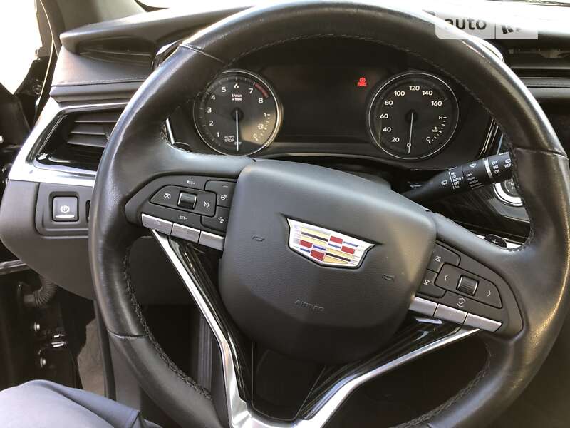 Внедорожник / Кроссовер Cadillac XT6 2020 в Днепре