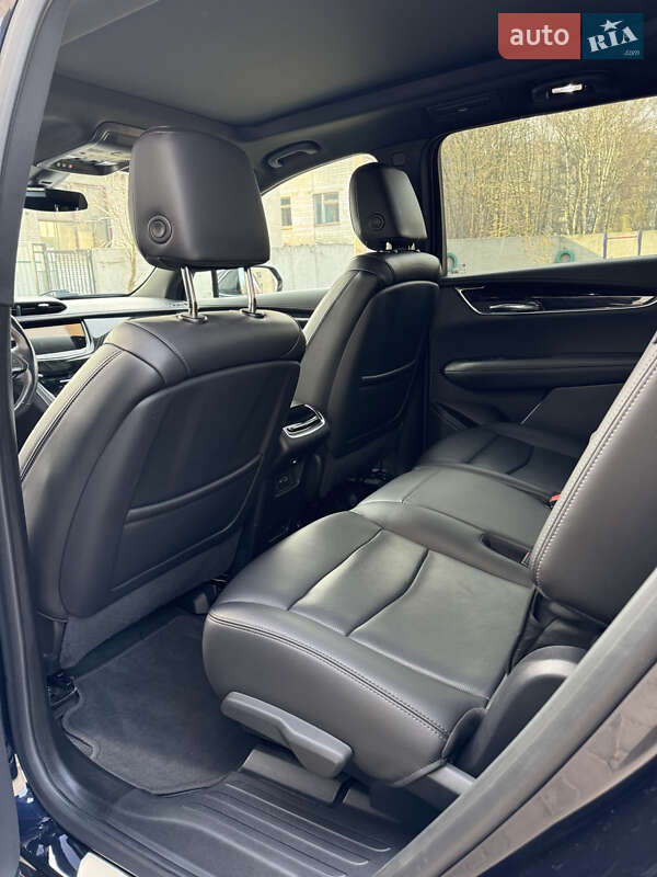 Внедорожник / Кроссовер Cadillac XT6 2021 в Львове