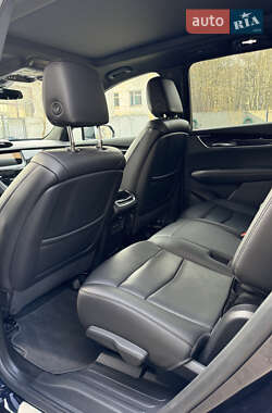 Позашляховик / Кросовер Cadillac XT6 2021 в 