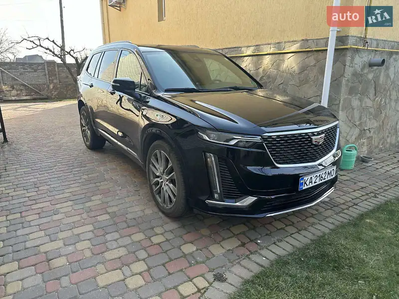 Cadillac XT6