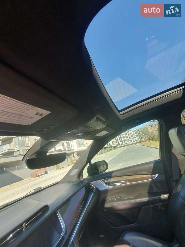 Позашляховик / Кросовер Cadillac XT6 2019 в Івано-Франківську