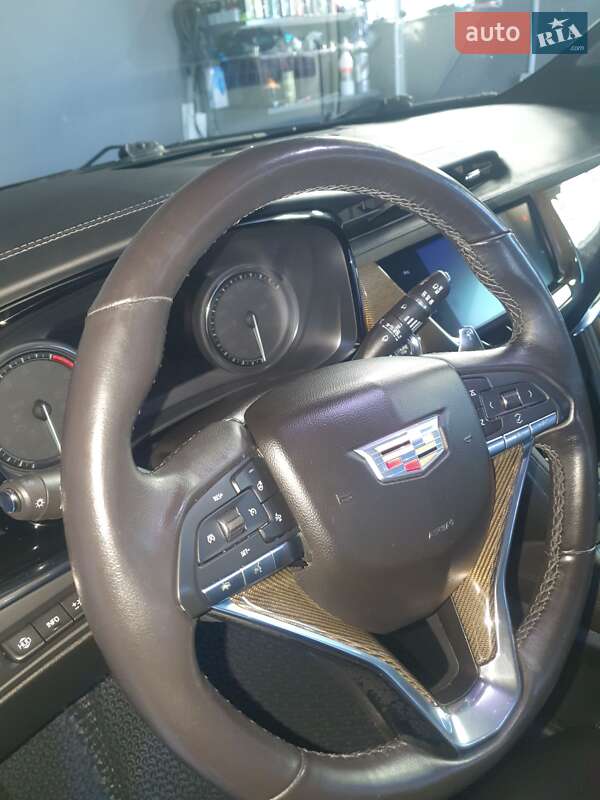 Позашляховик / Кросовер Cadillac XT6 2019 в Івано-Франківську