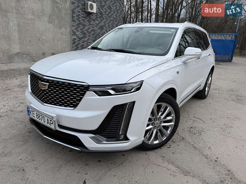 Универсал Cadillac XT6 2022 в Днепре