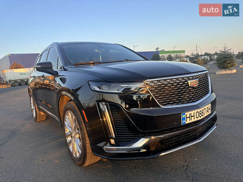 Внедорожник / Кроссовер Cadillac XT6 2020 в 
