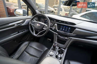 Позашляховик / Кросовер Cadillac XT6 2019 в 