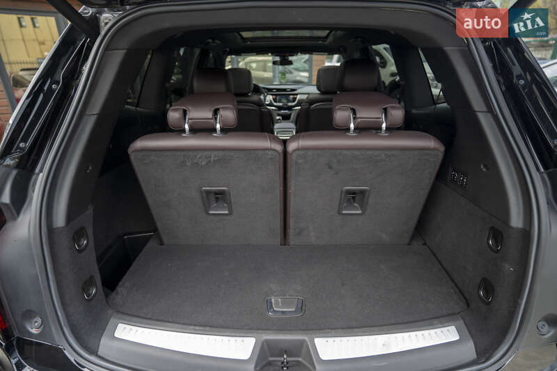 Позашляховик / Кросовер Cadillac XT6 2020 в Києві