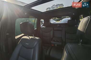 Позашляховик / Кросовер Cadillac XT6 2021 в 