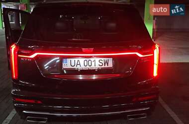 Позашляховик / Кросовер Cadillac XT6 2021 в 