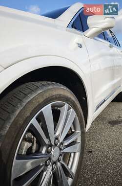 Внедорожник / Кроссовер Cadillac XT6 2019 в 