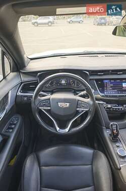 Внедорожник / Кроссовер Cadillac XT6 2019 в 
