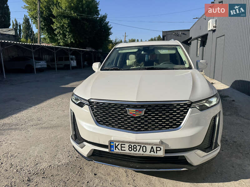 Универсал Cadillac XT6 2022 в Днепре