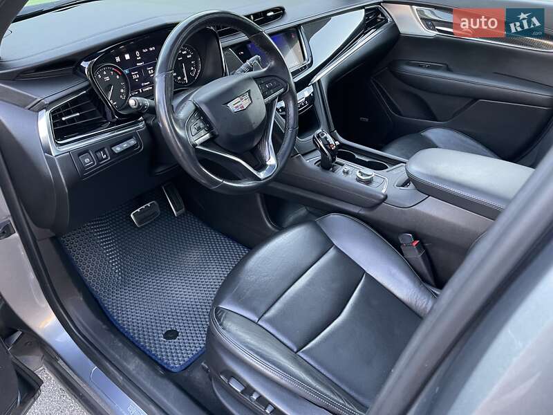 Внедорожник / Кроссовер Cadillac XT6 2019 в Киеве