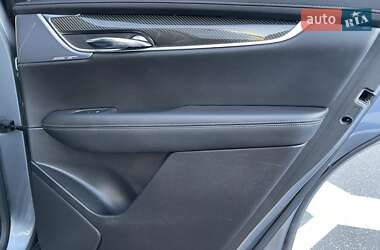 Внедорожник / Кроссовер Cadillac XT6 2019 в 