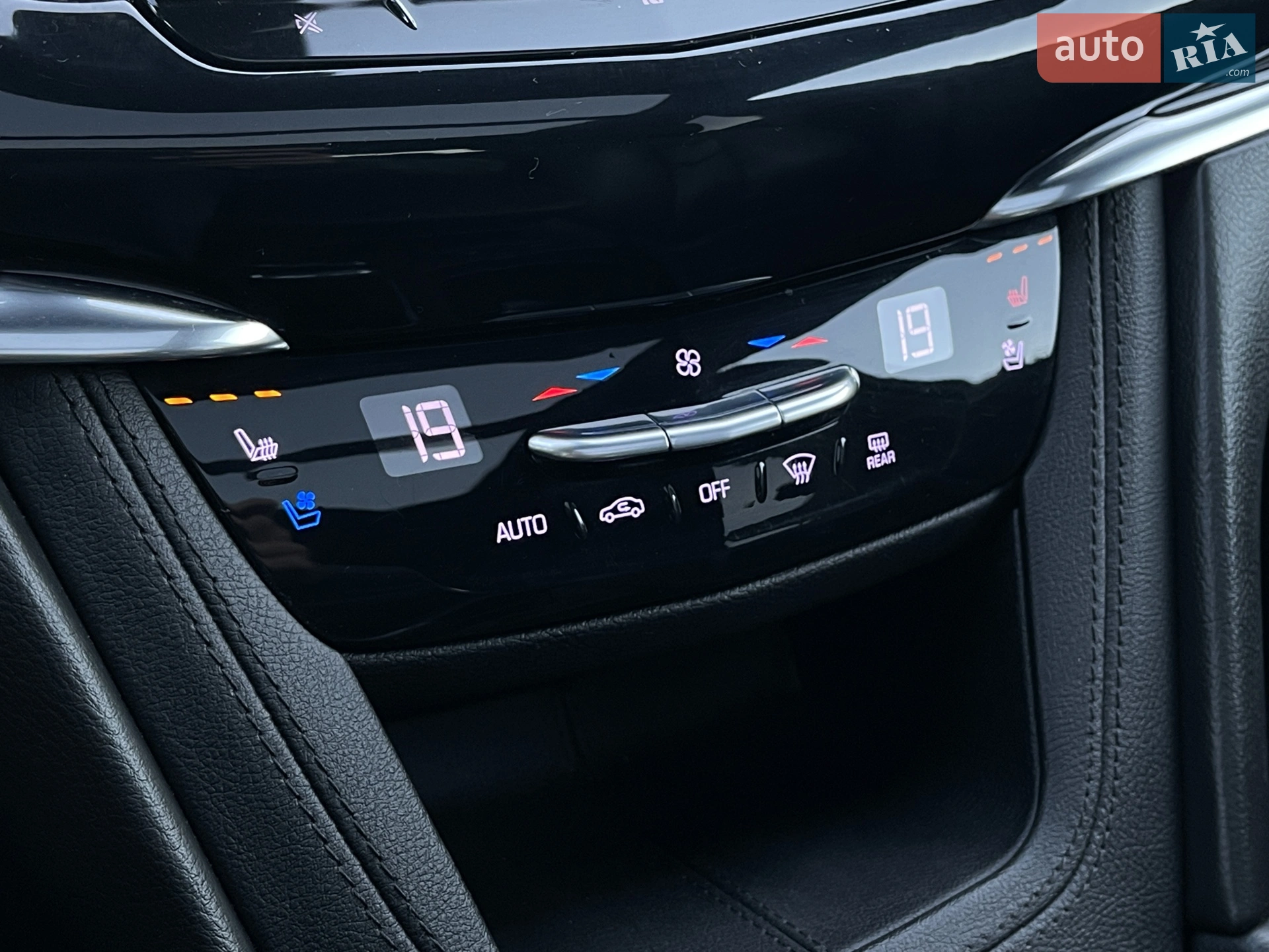 2019 Cadillac XT6 - мініатюра 20