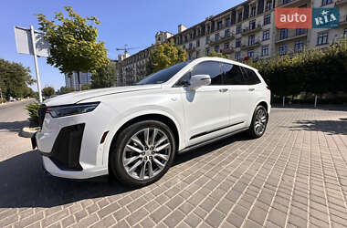 Внедорожник / Кроссовер Cadillac XT6 2021 в 