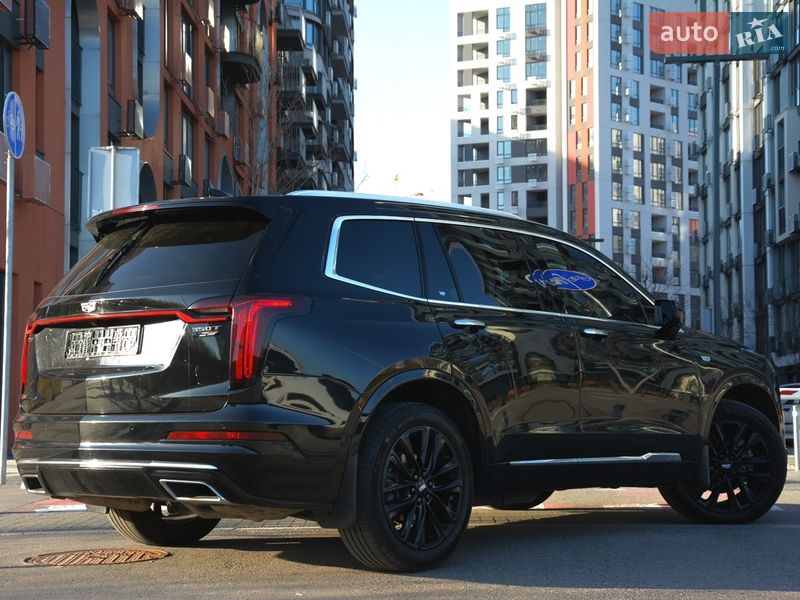Позашляховик / Кросовер Cadillac XT6 2021 в Києві