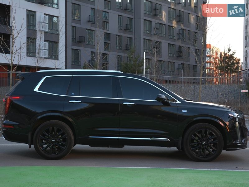 Позашляховик / Кросовер Cadillac XT6 2021 в Києві