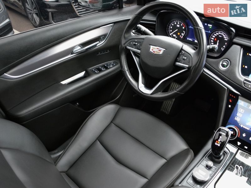 Позашляховик / Кросовер Cadillac XT6 2021 в Києві
