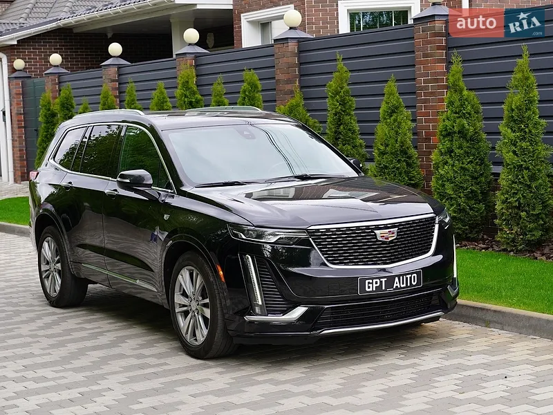 Cadillac XT6