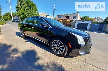 Седан Cadillac XTS 2016 в Киеве