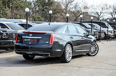 Седан Cadillac XTS 2012 в Киеве