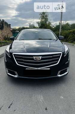 Седан Cadillac XTS 2018 в Хмельницком