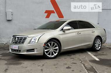 Cadillac XTS Premium Collection 2013