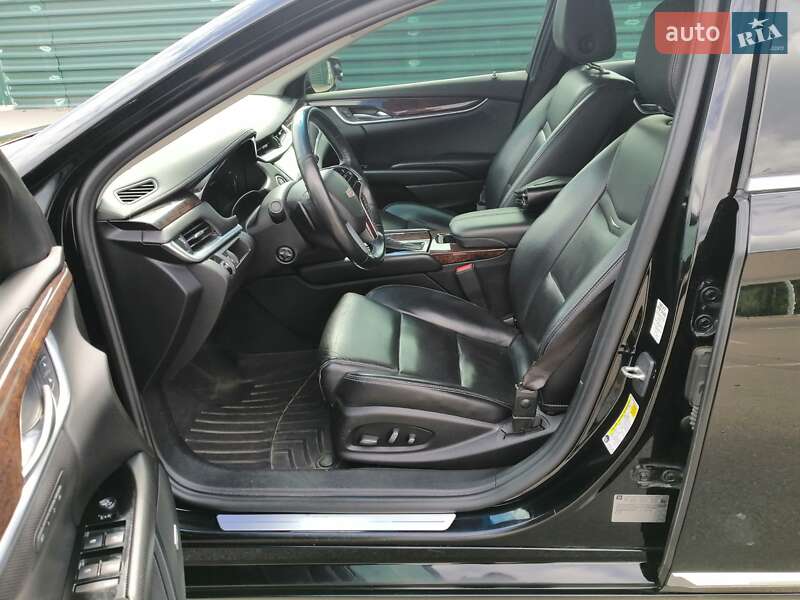 Седан Cadillac XTS 2016 в Киеве