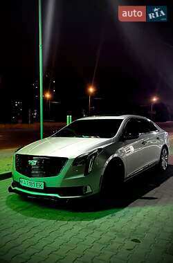 Седан Cadillac XTS 2017 в 