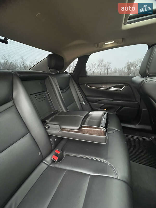 Седан Cadillac XTS 2017 в Києві
