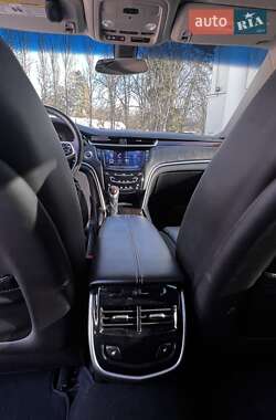 Седан Cadillac XTS 2014 в 