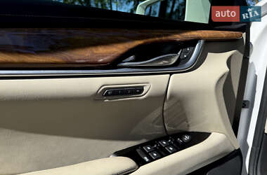 Седан Cadillac XTS 2017 в 