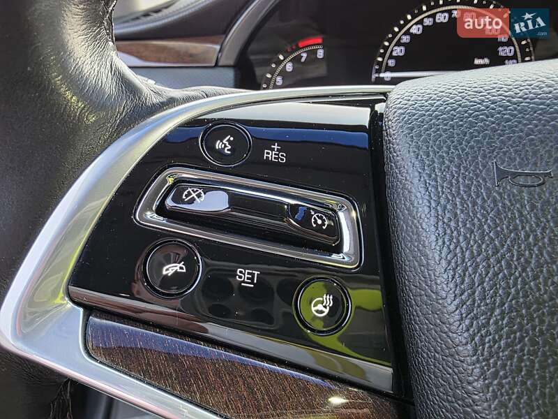 Седан Cadillac XTS 2016 в Киеве