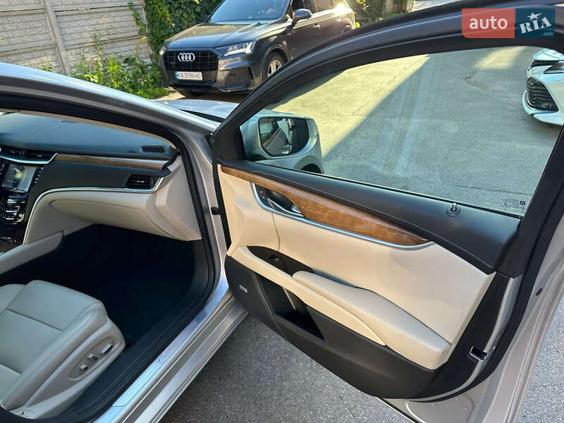 Седан Cadillac XTS 2018 в Києві