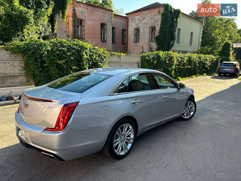 Седан Cadillac XTS 2018 в Києві